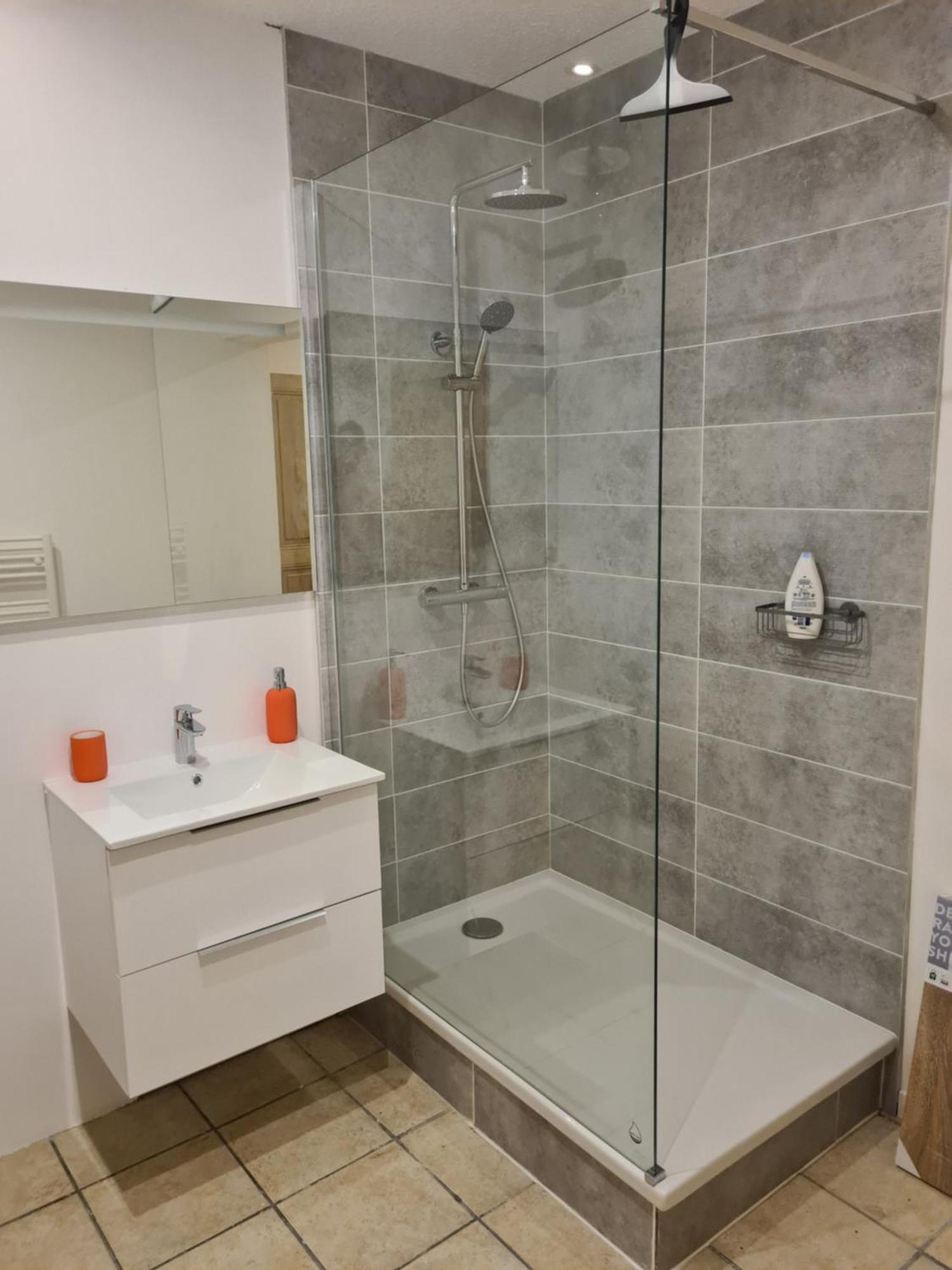 Bollène Maison De Ville Au Bord Du Lez, 170M2 Cosy. מראה חיצוני תמונה